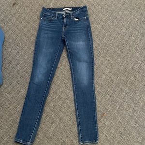 Levi Jeans, dark wash, mid rise